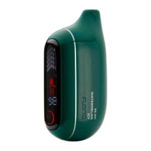 fume 30k - A user holding a Fume 30k with a visible e-liquid window and airflow control dial